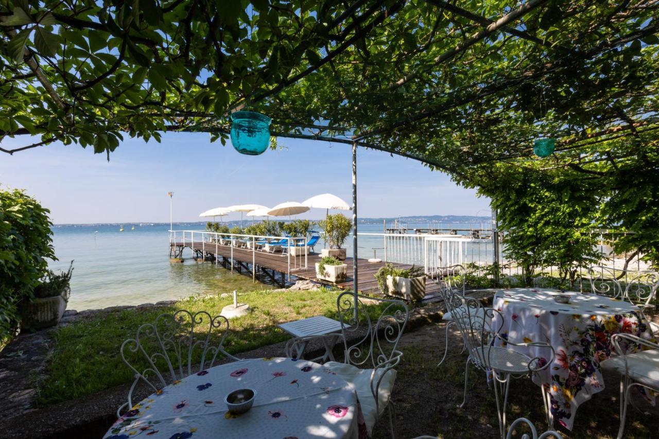 Hotel Serenella シルミオーネ エクステリア 写真